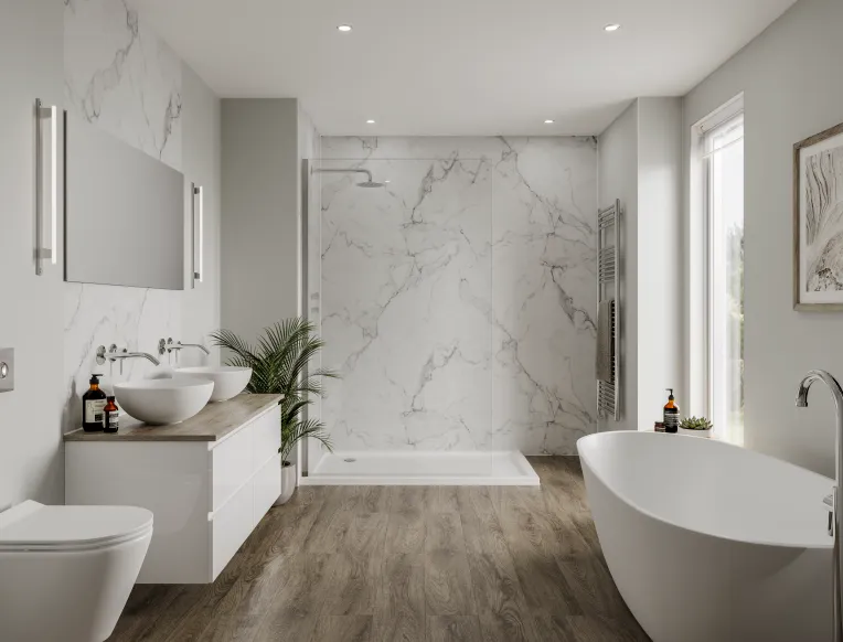 Ein Bad mit Multipanel-Platten Calacatta Marble — eine Duschwand ohne Fugen