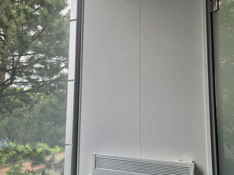 Biuro, panele ścienne STRAMA