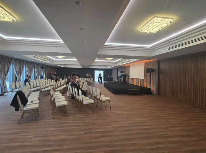 Panele ścienne STRAMA w sali bankietowej (16)