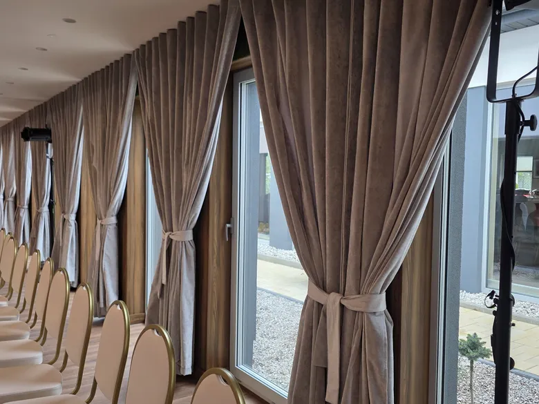 Sala bankietowa, panele ścienne STRAMA